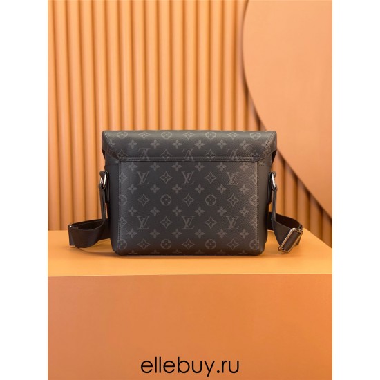 Louis Vuitton Discovery Messenger PM Voyager in Monogram Eclipse Black (M40511): 33.0x22.5x11.0 cm