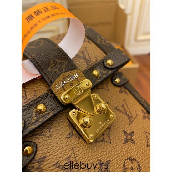 Louis Vuitton M67873 Yellow Trunk Vertical Chain Bag: Size - 11.0x17.5x3.5cm