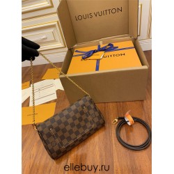 Louis Vuitton M41276 Favorite Monogram Chain Bag: Size - 22x13x4cm