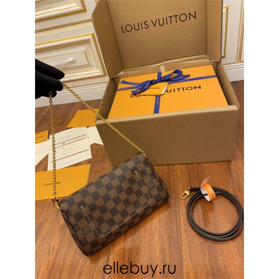 Louis Vuitton M41276 Favorite Monogram Chain Bag: Size - 22x13x4cm