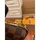 Louis Vuitton M41276 Favorite Monogram Chain Bag: Size - 22x13x4cm