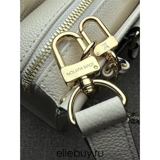 Louis Vuitton ONTHEGO EAST WEST Handbag (M23698) White OnTheGo East West Handbag, Size: 25x13x10cm