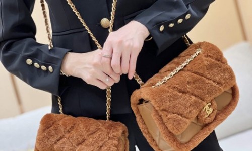 Ellebag super replica Chanel Flap Bag AS514900: A Masterpiece of Elegance and Craftsmanship(2024 Dec Updated)