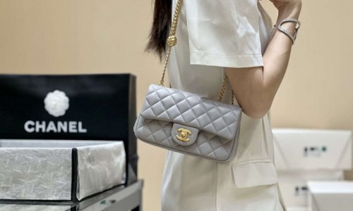 Ellebag's Masterful Recreation of the Chanel 23S 4041 Blue Lambskin Flap Bag with Camellia Clasp(2024 Dec Updated)