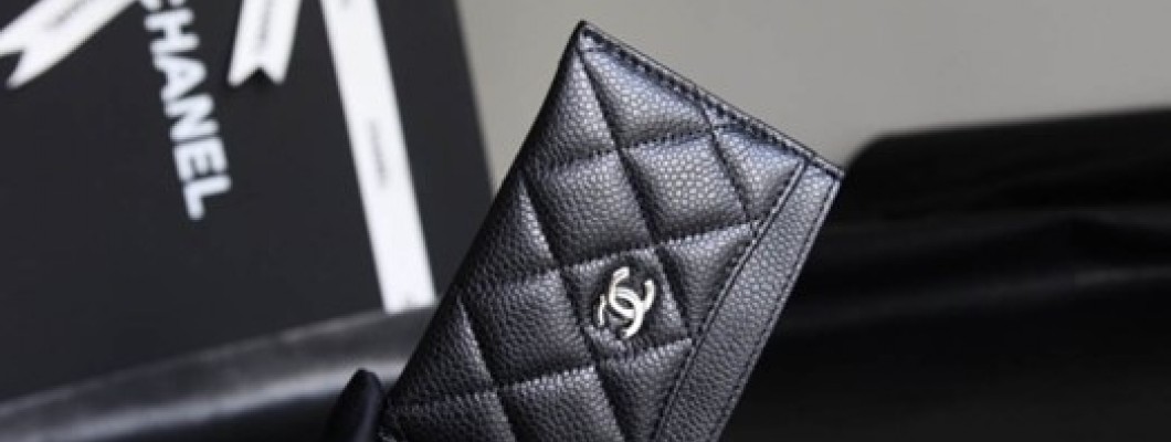 Ellebag’s 1:1 Replica of the Chanel Cardholder: A Blend of Timeless Elegance and Expert Craftsmanship(2024 Dec Updated)