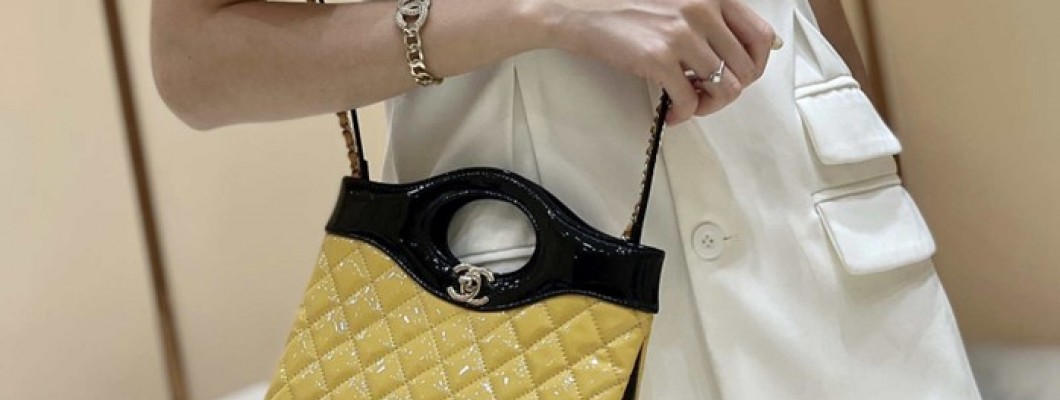 Ellebag's Masterful Recreation of the Chanel 31 Mini Shopping Bag (AS4133) in Yellow and Black Lambskin(2025 Jan Updated)