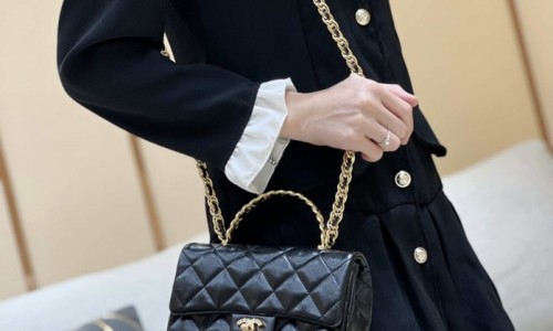 Ellebag's Masterful Recreation of the Chanel 23S 4023 Black Lambskin Flap Bag with Gold Hardware(2024 Dec Updated)