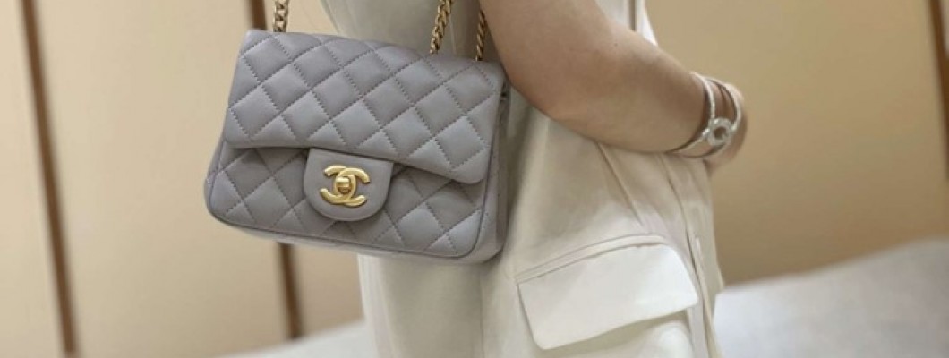 Ellebag's Masterful Recreation of the Chanel 23S 4040 Blue Lambskin Flap Bag with Gold Hardware(2024 Dec Updated)