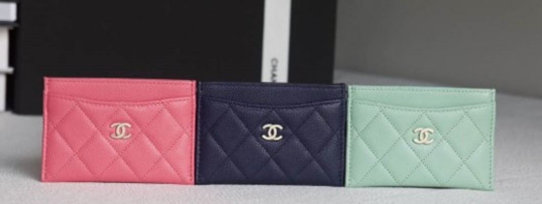 Ellebag’s 1:1 Replica of the Chanel Cardholder: A Blend of Timeless Elegance and Expert Craftsmanship(2024 Dec Updated)