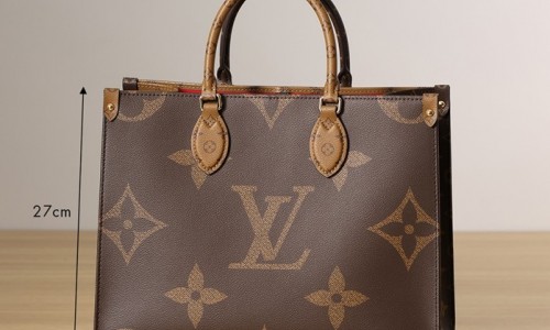 Ellebag’s 1:1 Replica of Louis Vuitton M45321 Onthego Medium Tote – A Perfect Blend of Luxury and Functionality(2024 Dec Updated)