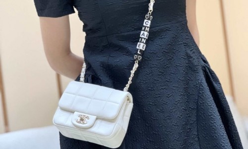 Ellebag's Exquisite Replica: The White Lambskin Chanel 23C AS3744 with Vintage Hardware(2024 Dec Updated)