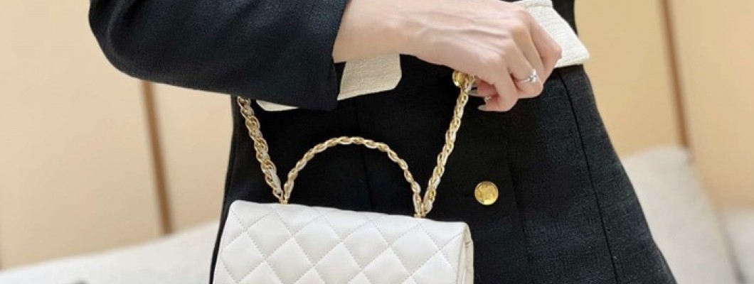 Ellebag's Masterful Recreation of the Chanel 23S AS4023 White Gold Lambskin Top Handle Bag(2024 Dec Updated)