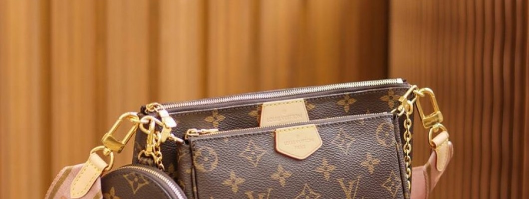 Ellebag’s Replica Excellence: Louis Vuitton MULTI POCHETTE ACCESSORIES Handbag (M44840) Pink