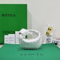 BOTTEGA VENETA Jodie Super Mini 17 White Style: 6699-0# Size: 17x16x6.5cm Full Leather