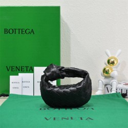 BOTTEGA VENETA Jodie Super Mini 17 Black Style: 6699-0# Size: 17x16x6.5cm Full Leather