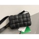 BOTTEGA VENETA Cassette 19 Medium Black 19x12x5cm Full Leather