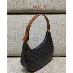 Celine Triomphe Canvas Ava Black Model: 193952 Size: 23x14x7cm