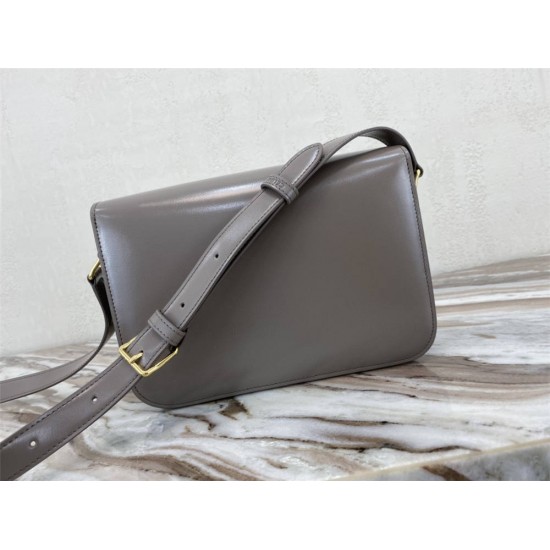 Celine Triomphe Canvas Teen Box Medium 22.5 Grey Full Leather Size: 22.5x16.5x5cm