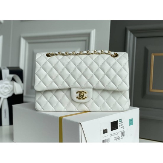 Chanel Classic Flap bag Medium 25 White with gold hardware, Caviar leather, Hass Factory leather, seamless.