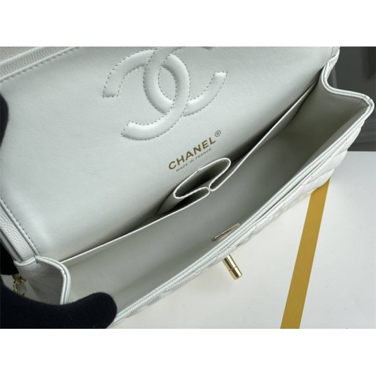 Chanel Classic Flap bag Medium 25 White with gold hardware, Caviar leather, Hass Factory leather, seamless.