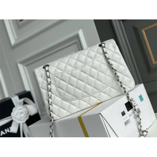 Chanel Classic Flap bag Medium 25 White with silver hardware, Caviar leather, Hass Factory leather, seamless.