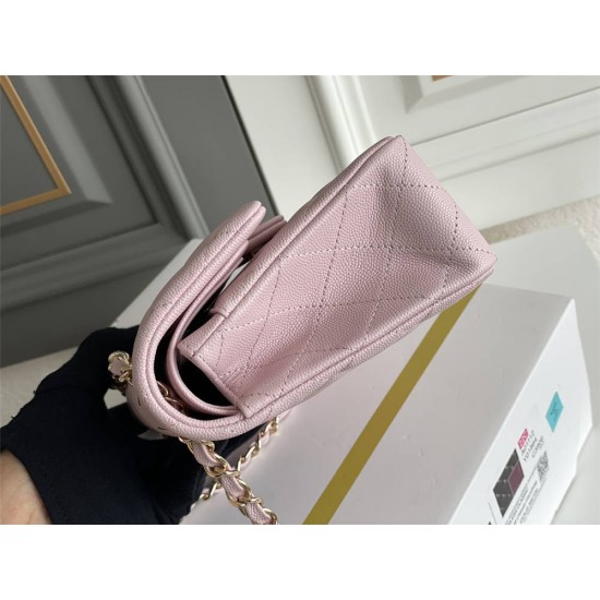 Chanel Classic Flap bag Small 23 Light Pink with champagne gold hardware, Caviar leather, Hass Factory leather, seamless.