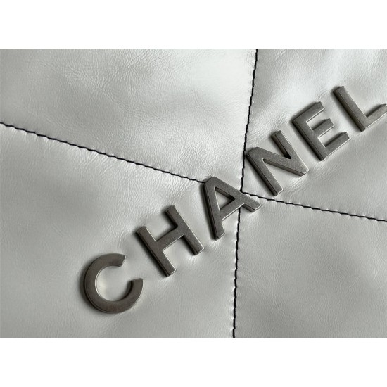 Chanel 22K 22 Bag in white with black lines, small size 37, gold-tone hardware, calfskin leather, Hass Factory leather, 35x37x7cm