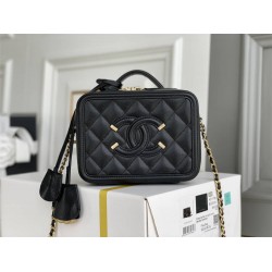 Chanel Classic Vanity Case Small 17 in Black, Gold Hardware, Caviar Leather, Hass Factory Leather, Dimensions: 14x17x8cm.