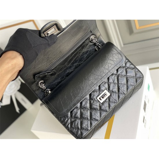 Chanel Classic Flap Bag in 2.55 Diamond Pattern So Black, Medium 24, All Black, Lambskin Leather, Padded Leather, Hass Factory Leather, Dimensions: 24x16x8cm.