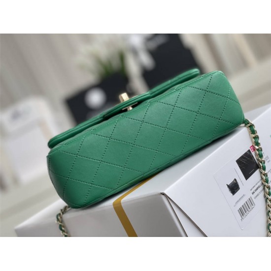 Chanel 22A Classic Flap Bag Mini 20 with Top Handle, Lambskin Leather in Green, Champagne Gold Hardware, Hass Factory Leather, Dimensions: 20x12x9cm.