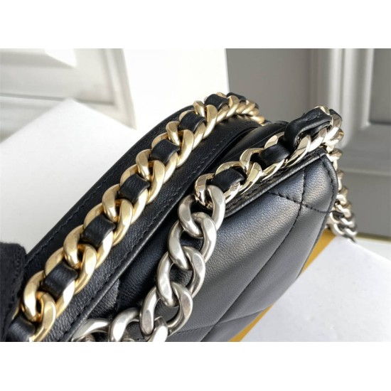 Chanel 19 WOC (Wallet on Chain) in Lambskin Leather, Black, Silver Hardware, Hass Factory Leather, Dimensions: 20x18x9cm.