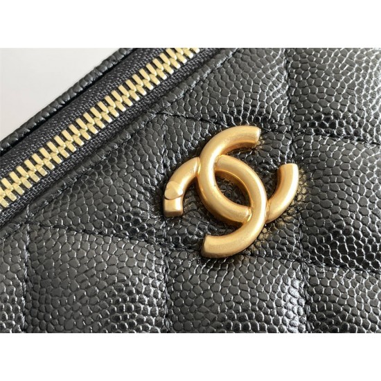 Chanel Vanity Case with Lipstick Holder, Gold Hardware, Heart-Shaped, Gold Ball, Black with Gold Hardware, Mini 11, Lambskin Leather, Hass Factory Leather, Dimensions: 9x17x7cm.