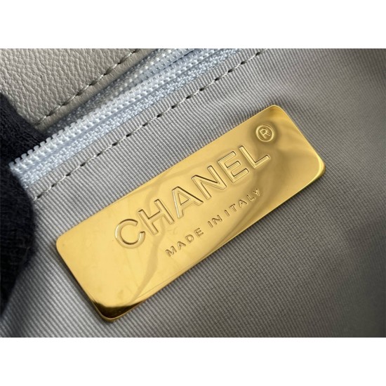 Chanel 19 Bag in Gray with Gold Hardware, Small 26, Lambskin Leather, Hass Factory Leather, 26x16x9cm.