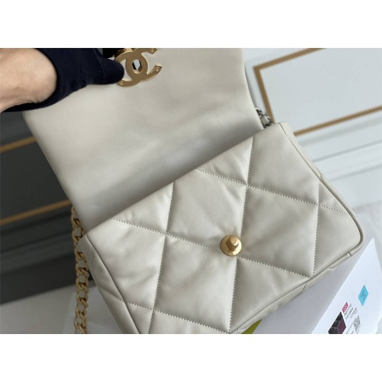 Chanel 19 Bag in Cream with Gold Hardware, Small 26, Lambskin Leather, Hass Factory Leather, 26x16x9cm.