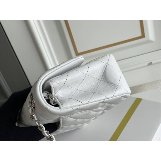 Chanel Classic Flap bag Mini 20 White Silver Hardware Lambskin Hass Factory leather 13x20x6cm