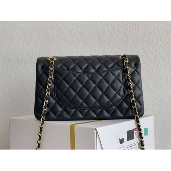 Chanel Classic Flap bag Medium 25 Black Gold Hardware Lambskin Hass Factory leather 25x16x7cm