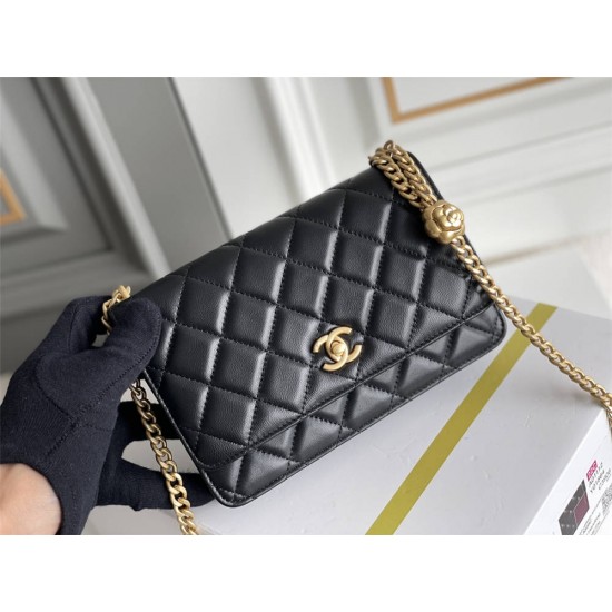 Chanel WOC Black Gold Hardware Camellia Clasp Lambskin Hass Factory leather 12x19x3.5cm