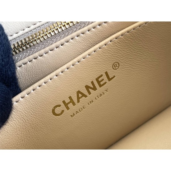 Chanel Classic Flap bag Mini 20 Apricot Gold Hardware Camellia Clasp Lambskin Hass Factory leather 13x20x6cm