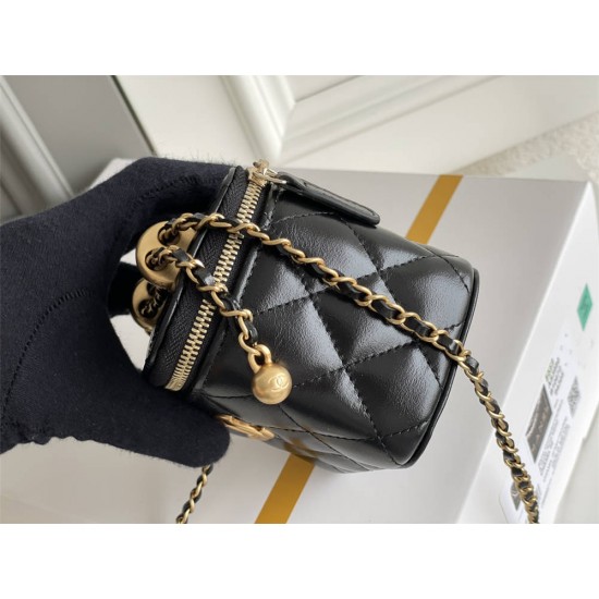 Chanel Small Gold Small Ball Double Chain Makeup Bag Vanity Box Black Gold Hardware Lambskin Hass Factory leather 9x11x7cm