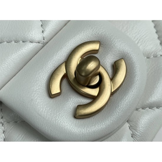 Chanel 22C Classic Flap bag Mini 18 Gold Ball White Gold Hardware Lambskin Hass Factory leather 13x18x7cm