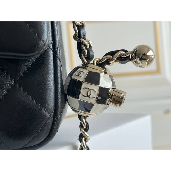 Chanel 23C Classic Flap bag Mini 20 Black and White Checkered Gold Ball Black Champagne Gold Hardware Lambskin Hass Factory leather 13x20x7cm