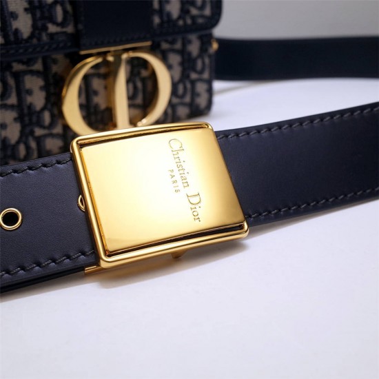 Dior 30 Montaigne MiniBox 17.5 Classic Blue Oblique Full Leather Shoulder Strap Size: 17.5x11.5x5cm Model: 9008S