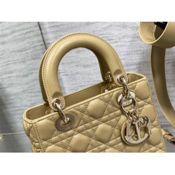 Lady Dior Bag, Apricot Lambskin, Champagne Gold Hardware, Small   Four Blocks   20, Size: 20cm