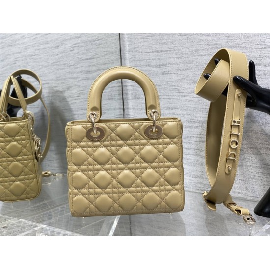 Lady Dior Bag, Apricot Lambskin, Champagne Gold Hardware, Small   Four Blocks   20, Size: 20cm