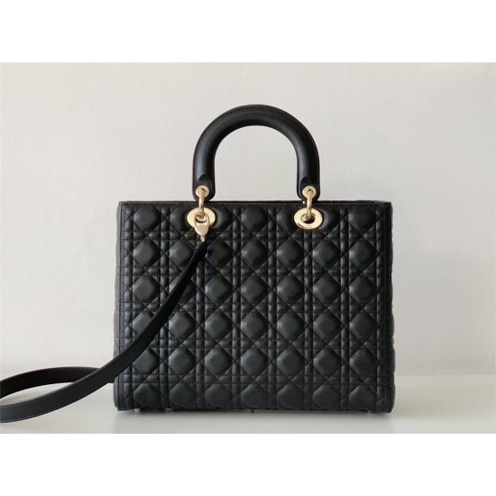 Lady Dior Bag, 7-Compartment, Black Lambskin, Gold Hardware, Sheepskin Material, Size: 32x25x11cm