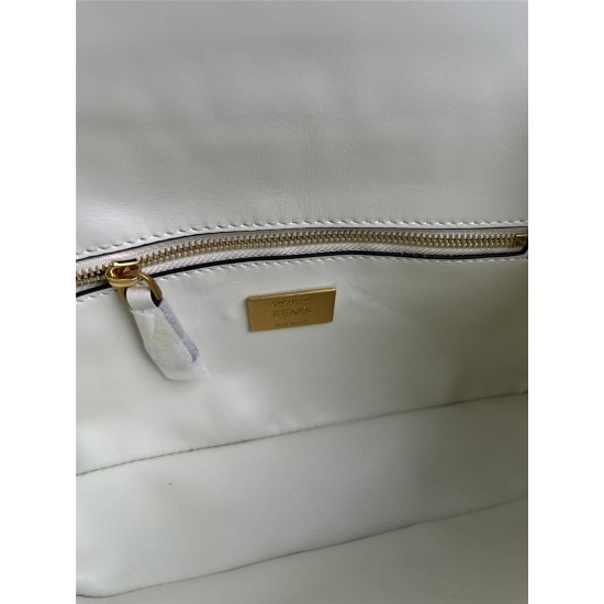 Fendi Baguette Medium 24 Chain White All Leather Gold Buckle 24x14.5x7cm 7001