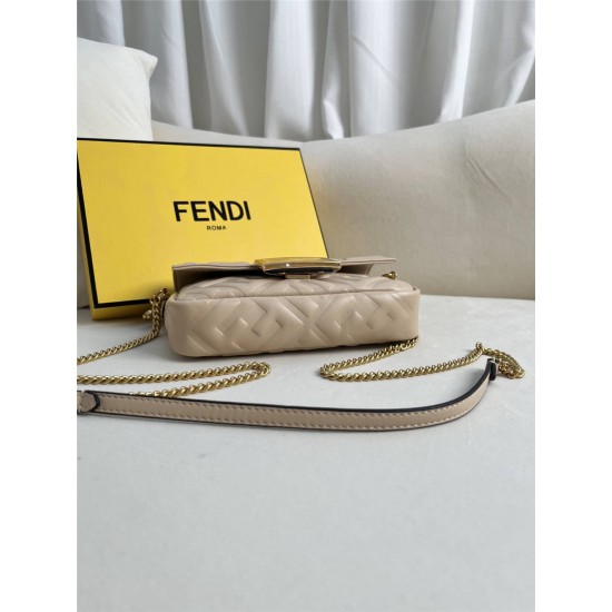 Fendi Baguette Mini 19 Chain Apricot All Leather Gold Buckle 19x11.5x4cm