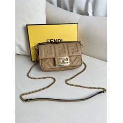 Fendi Baguette Mini 19 Chain Yellow All Leather Gold Buckle 19x11.5x4cm