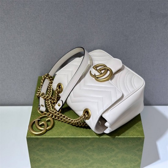 Gucci GG Marmont 18cm, Square, White, Gold Hardware, Size: 18x13.5x8cm, Model: 739682