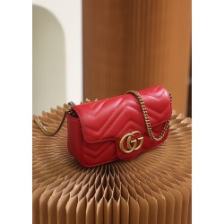 Gucci GG Marmont, 16.5cm, Red, Model: 476433, Size: 16.5x10.2x5.1cm